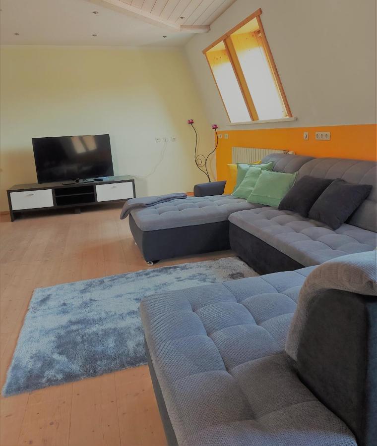 Appartement Jakalar Vils Exteriér fotografie